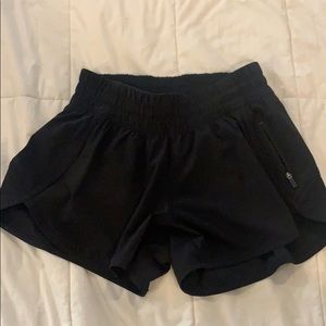 Lulu lemon black shorts